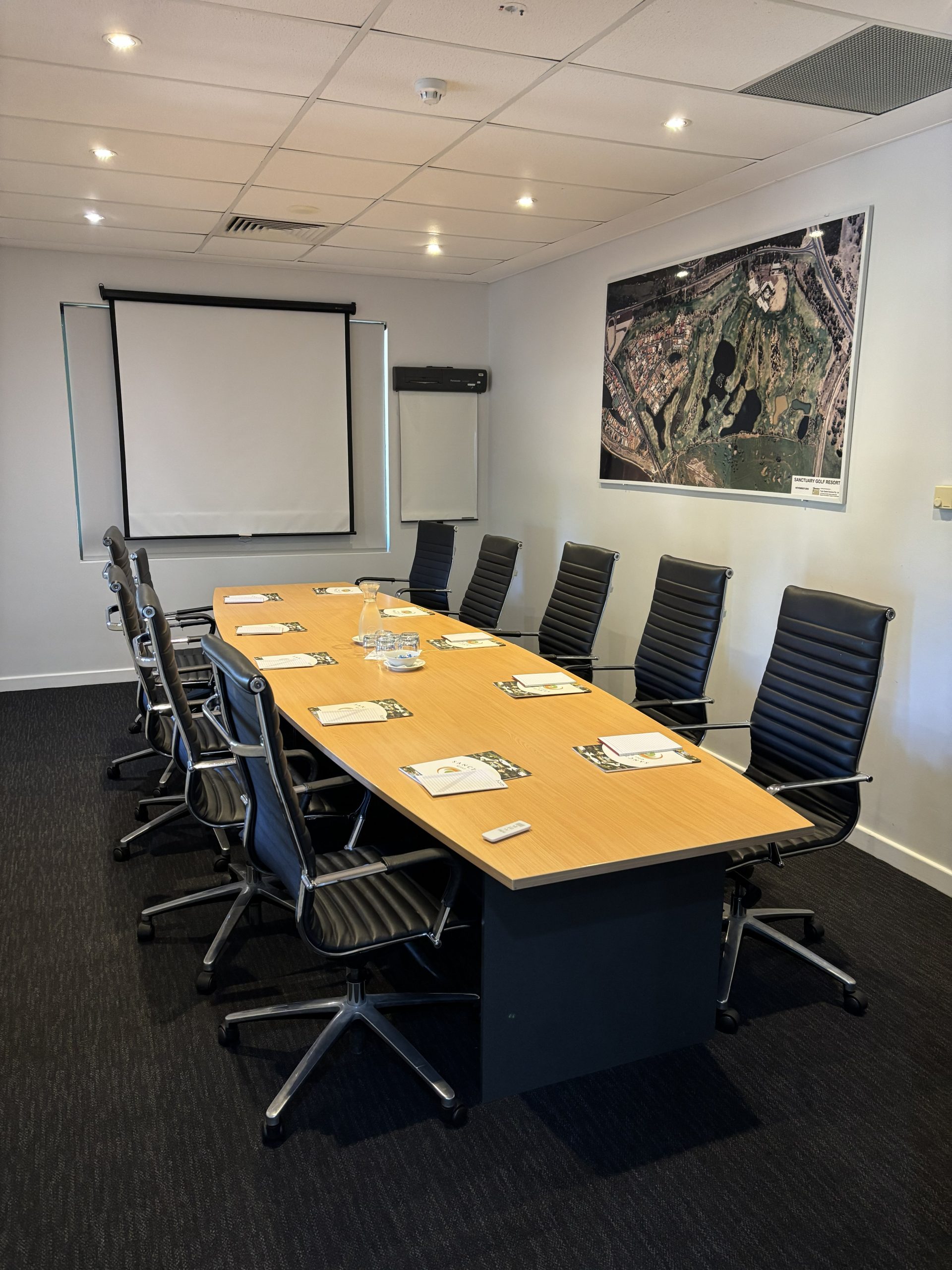 Board Room at Sanctuary Golf Resort